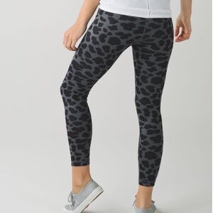 Lululemon High Times Pant *Full-On Luxtreme
Cherry Cheetah Dark Slate Black